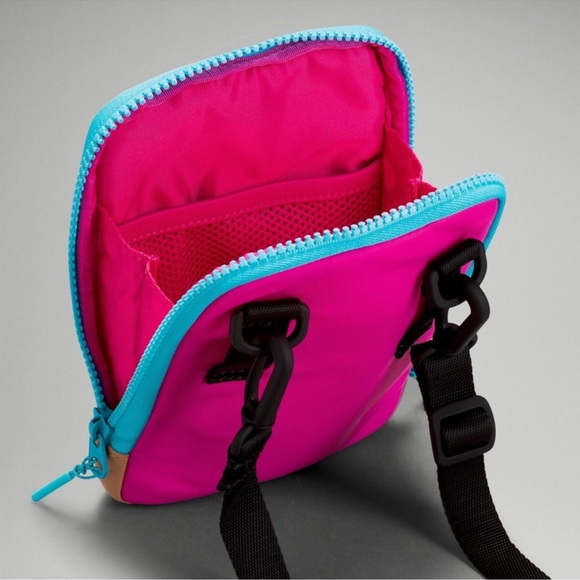 Lululemon pink crossbody bag - Picture 4 of 4